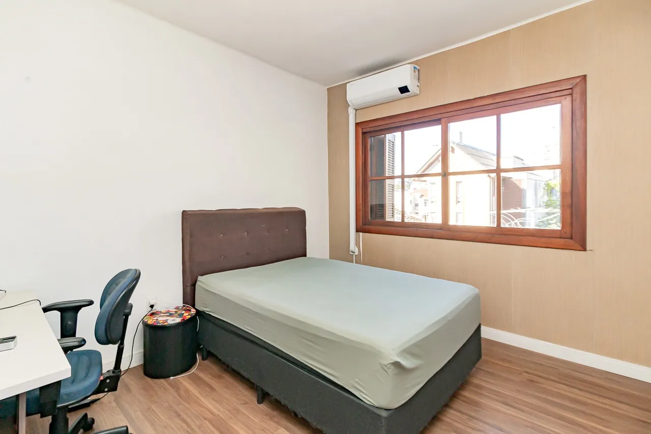 R$ 380.000 - OPORTUNIDADE - BELO APARTAMENTO - 82M2 - 2 DORM - VISTA Rua Coronel Bordini Porto Alegre - 