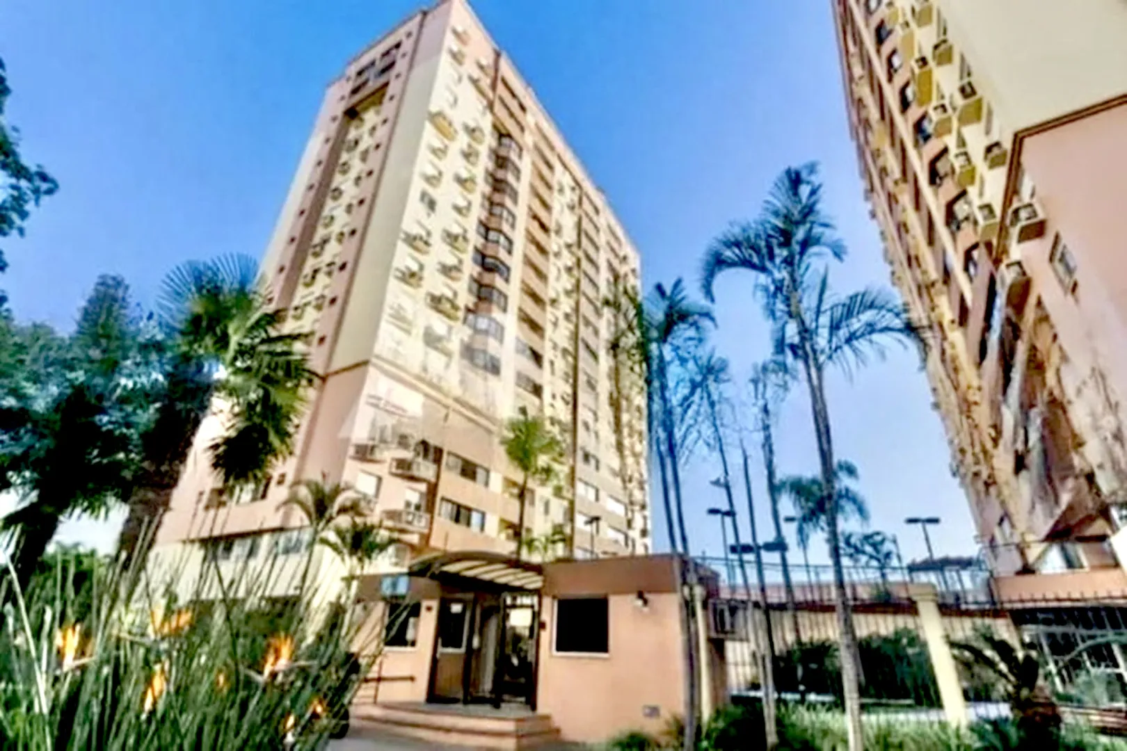 R$ 729.000 - LINDO APARTAMENTO - 95M2 - 3 DORM - SU&Iacute;TE COM SACADA - 2 VAGAS - INFRA Avenida Dom Cláudio José Gonçalves Ponce de Leão Porto Alegre - 