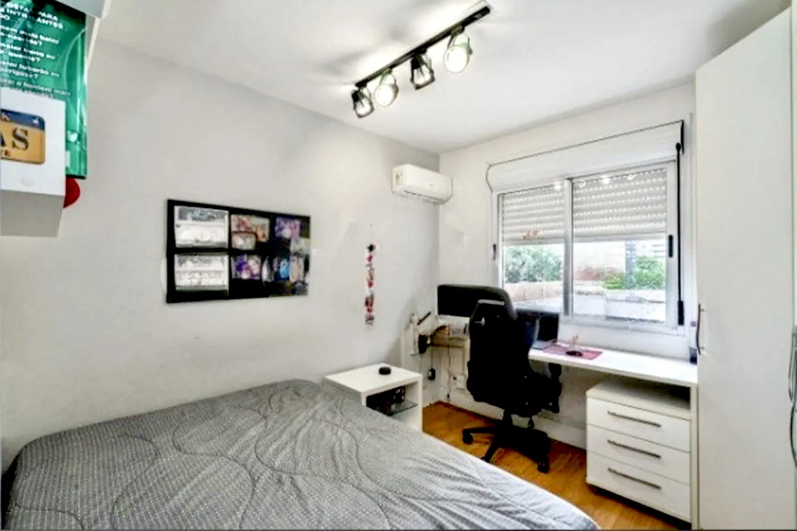 R$ 729.000 - LINDO APARTAMENTO - 95M2 - 3 DORM - SU&Iacute;TE COM SACADA - 2 VAGAS - INFRA Avenida Dom Cláudio José Gonçalves Ponce de Leão Porto Alegre - 