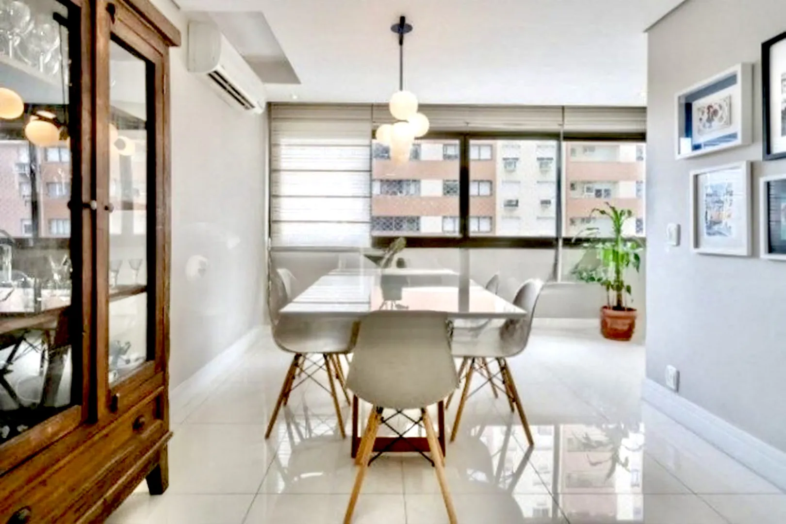 R$ 729.000 - LINDO APARTAMENTO - 95M2 - 3 DORM - SU&Iacute;TE COM SACADA - 2 VAGAS - INFRA Avenida Dom Cláudio José Gonçalves Ponce de Leão Porto Alegre - 