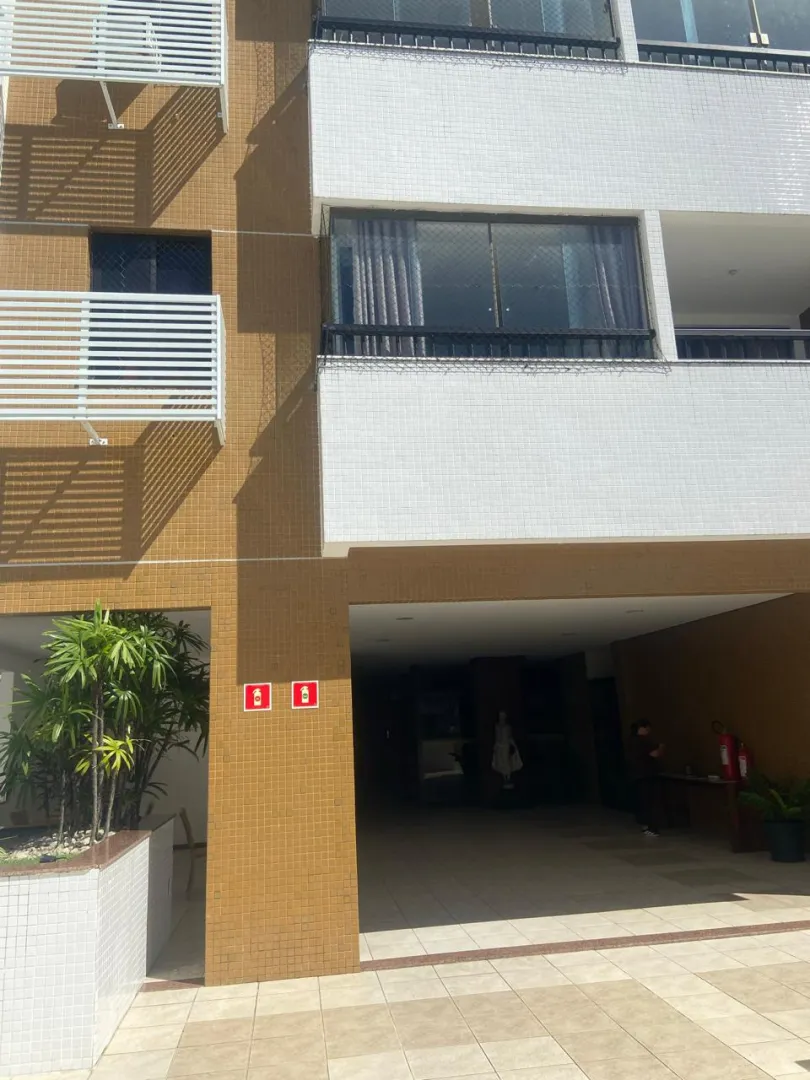 APARTAMENTO QUARTO E SALA PISCINA ACADEMIA GARAGEM ELEVADOR &Agrave; VENDA CANELA! Rua Marechal Floriano Salvador - 