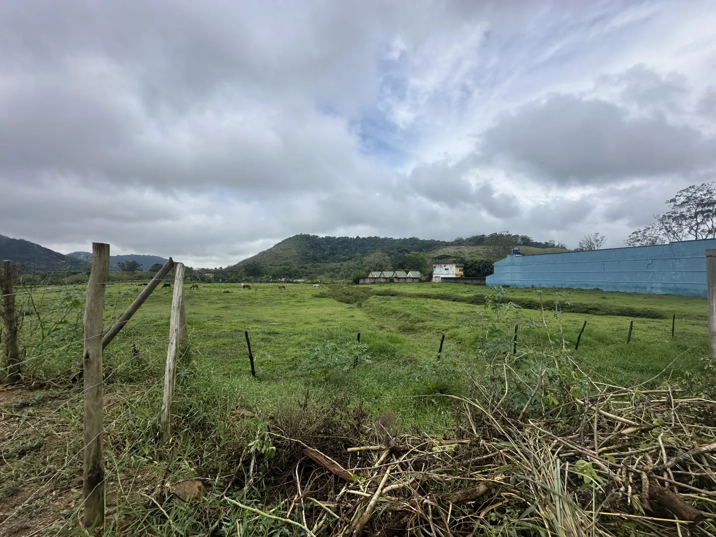 🌿 LOTE PLANO DE 540 m&sup2; &mdash; GUAPIMIRIM/RJ Estrada do Pau Brasil Guapimirim - 
