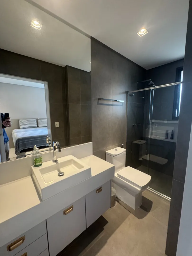 APARTAMENTO ALTO PADR&Atilde;O 4 SU&Iacute;TES LAVABO PISCINA ACADEMIA ELEVADOR 4 GARAGENS Rua Christiano Ottoni Salvador - 