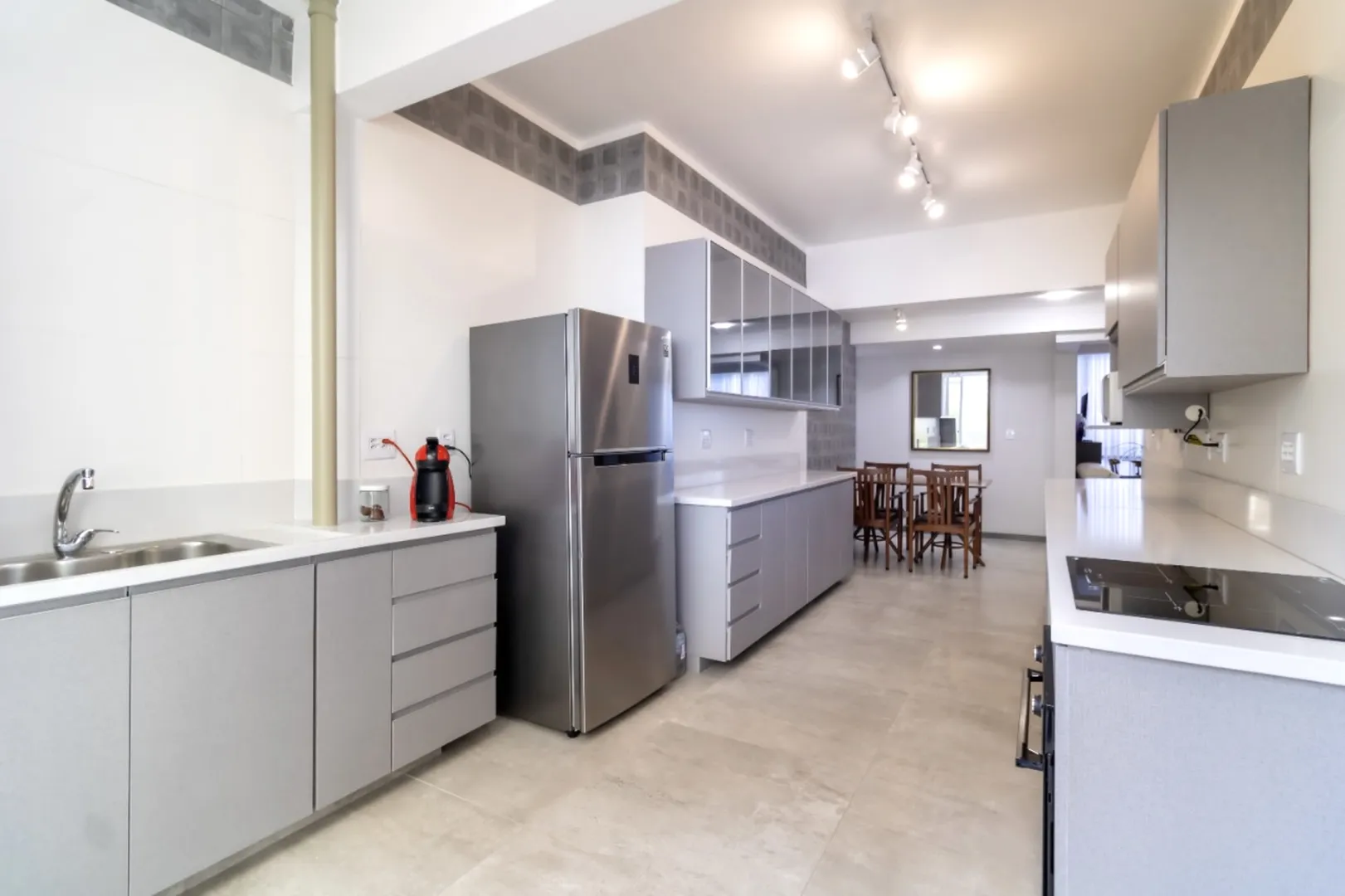 R$ 1.350.000 - INCR&Iacute;VEL APARTAMENTO GARDEN - 171M2 - 3 DORM - 2 SU&Iacute;TES - VISTA - 1 VAGA Rua Quintino Bocaiúva Porto Alegre - 