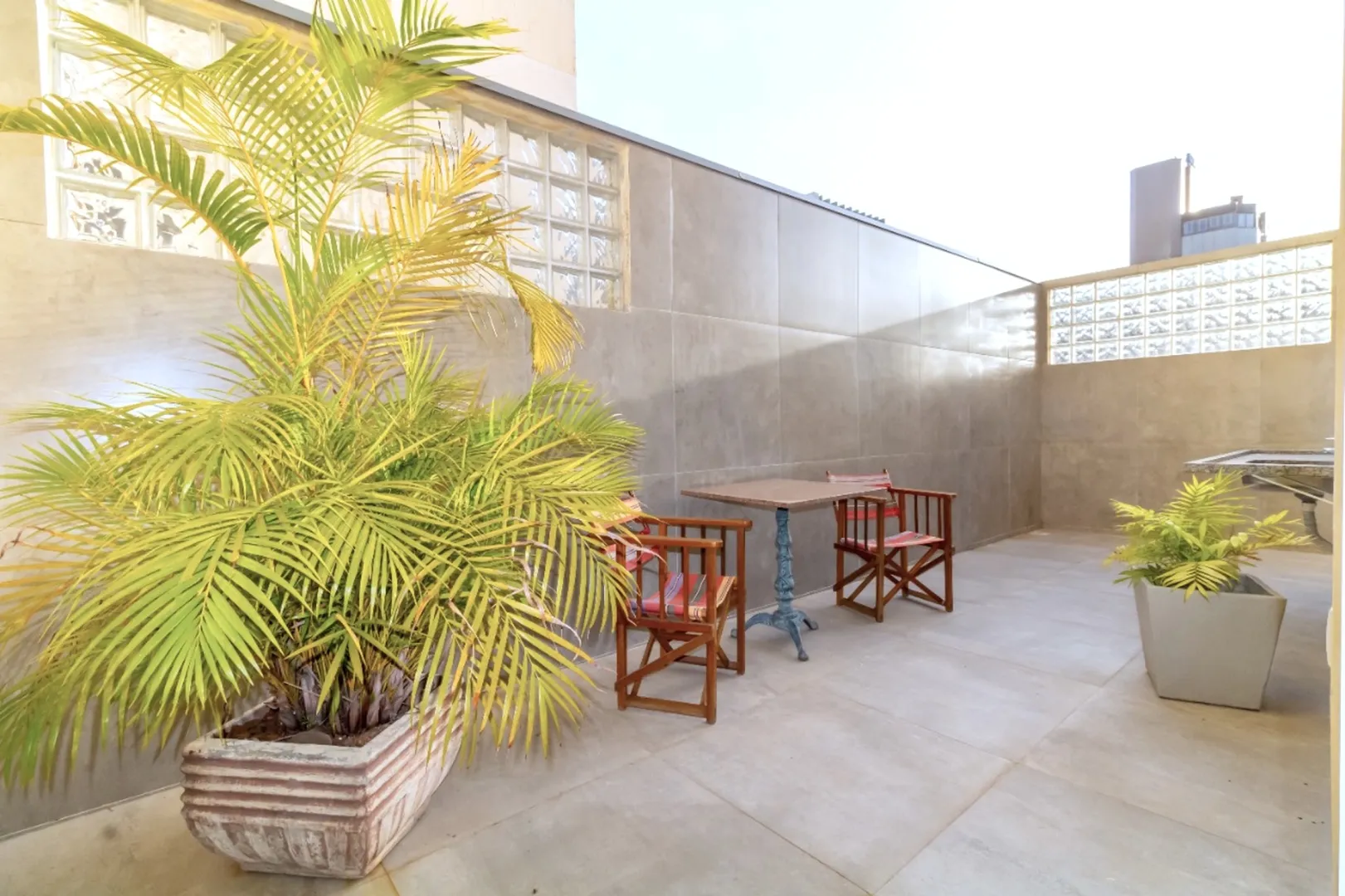 R$ 1.350.000 - INCR&Iacute;VEL APARTAMENTO GARDEN - 171M2 - 3 DORM - 2 SU&Iacute;TES - VISTA - 1 VAGA Rua Quintino Bocaiúva Porto Alegre - 