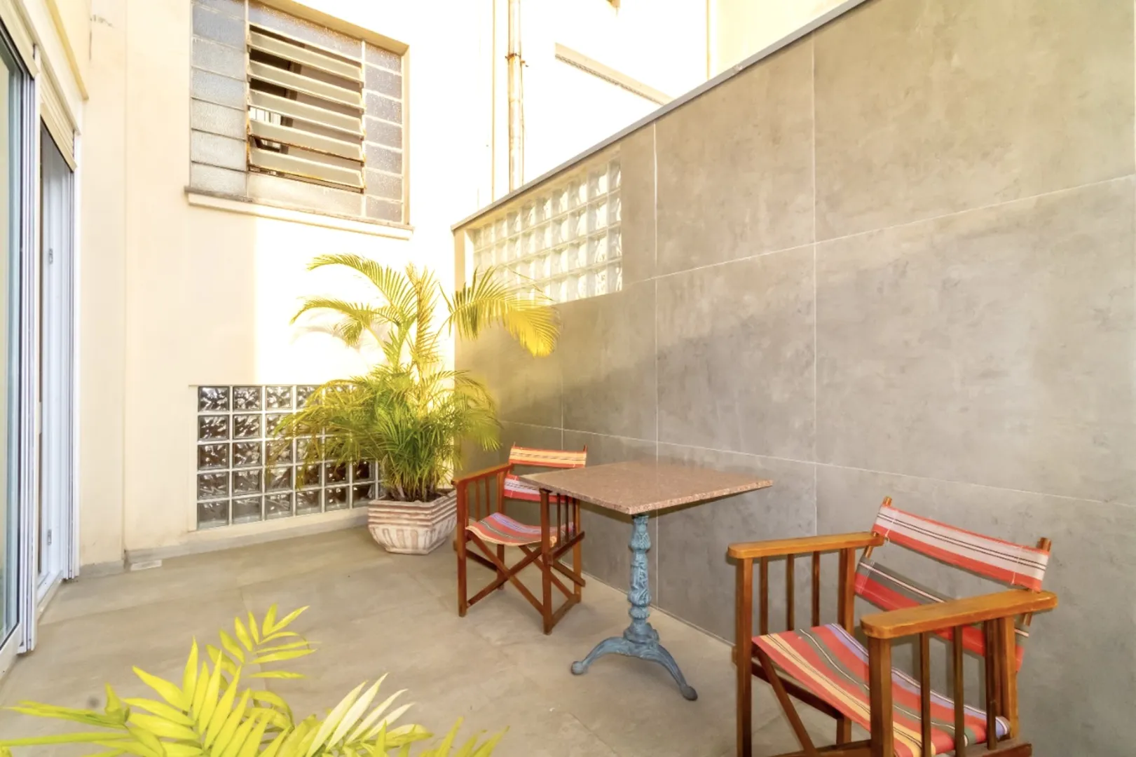 R$ 1.350.000 - INCR&Iacute;VEL APARTAMENTO GARDEN - 171M2 - 3 DORM - 2 SU&Iacute;TES - VISTA - 1 VAGA Rua Quintino Bocaiúva Porto Alegre - 