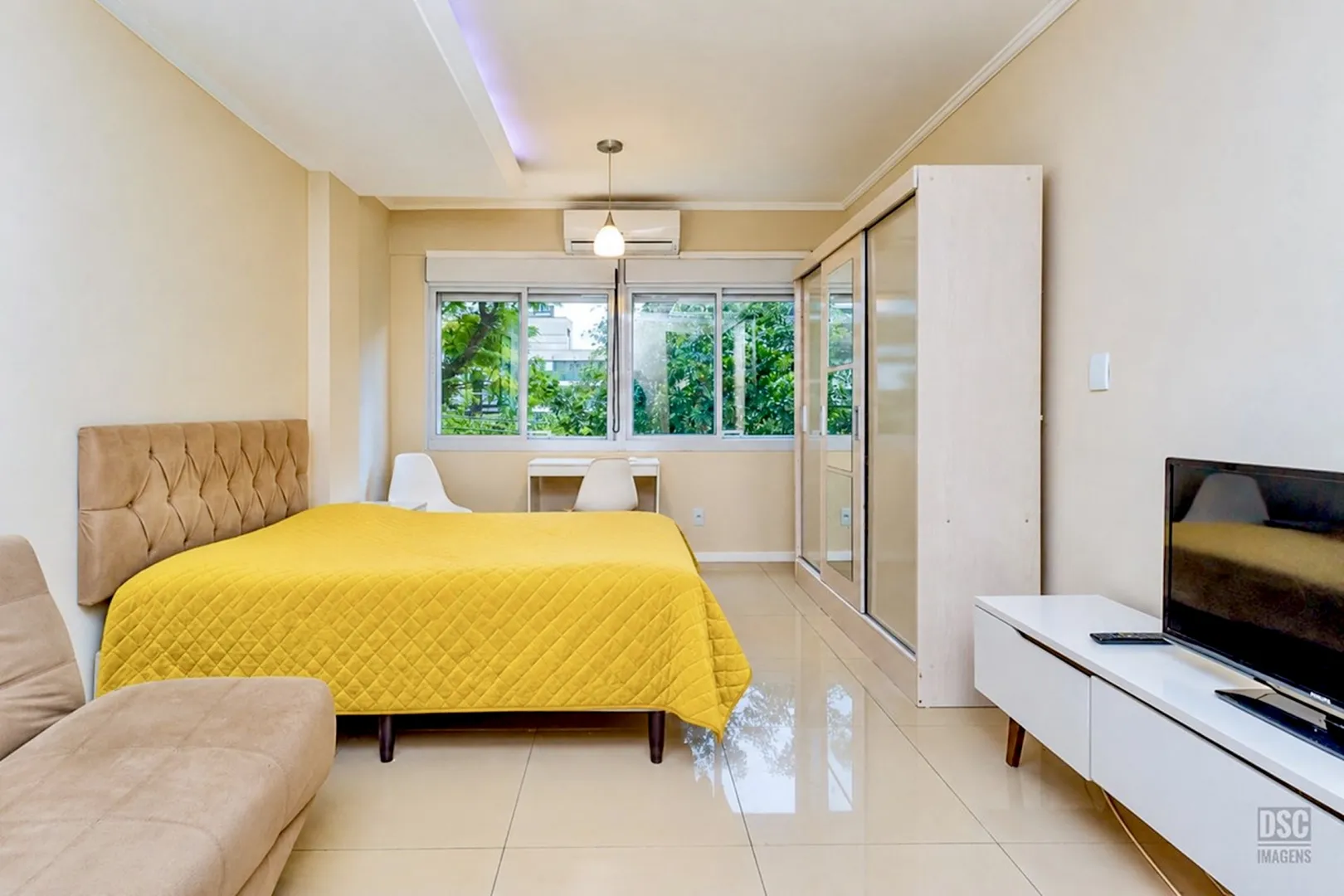 R$ 220.000 - STUDIO - MOBILIADO - EQUIPADO - 32M2 - 1 DORM - 2 ELEVADORES Rua da República Porto Alegre - 