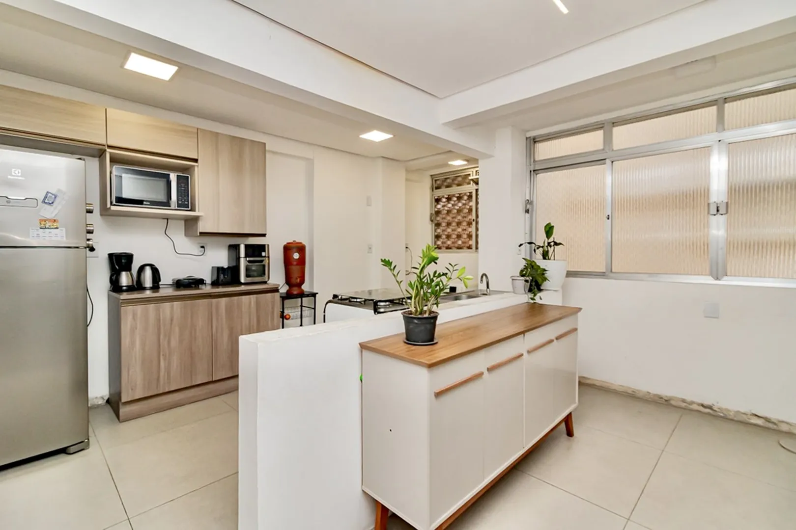 R$ 599.000 - LINDO APARTAMENTO - ANDAR ALTO - 121M2 - 3 DORM - SU&Iacute;TE - VISTA - 1 VAGA Rua Duque de Caxias Porto Alegre - 