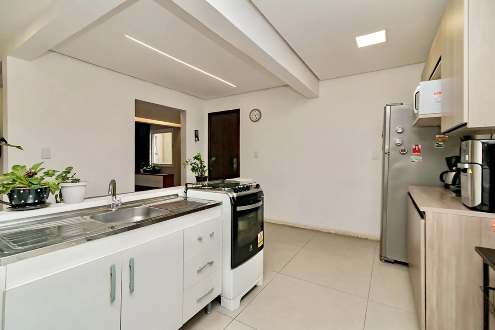 R$ 599.000 - LINDO APARTAMENTO - ANDAR ALTO - 121M2 - 3 DORM - SU&Iacute;TE - VISTA - 1 VAGA Rua Duque de Caxias Porto Alegre - 