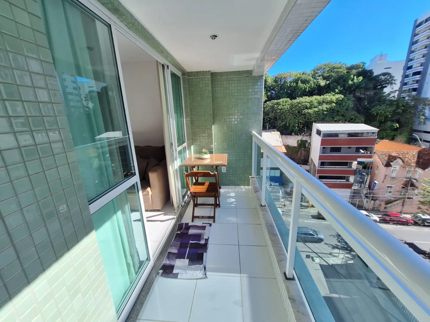 APARTAMENTO QUARTO E SALA VARANDA NASCENTE PISCINA ACADEMIA ELEVADOR &Agrave; VENDA NA BARRA! Rua Marquês de Caravelas Salvador - 