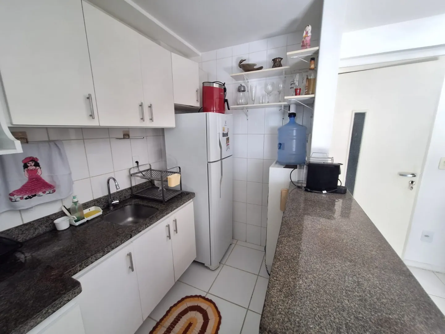 APARTAMENTO QUARTO E SALA VARANDA NASCENTE PISCINA ACADEMIA ELEVADOR &Agrave; VENDA NA BARRA! Rua Marquês de Caravelas Salvador - 