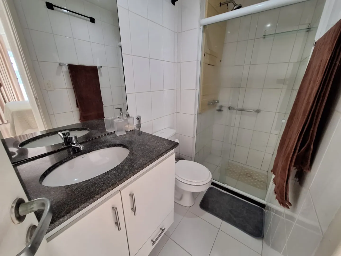 APARTAMENTO QUARTO E SALA VARANDA NASCENTE PISCINA ACADEMIA ELEVADOR &Agrave; VENDA NA BARRA! Rua Marquês de Caravelas Salvador - 