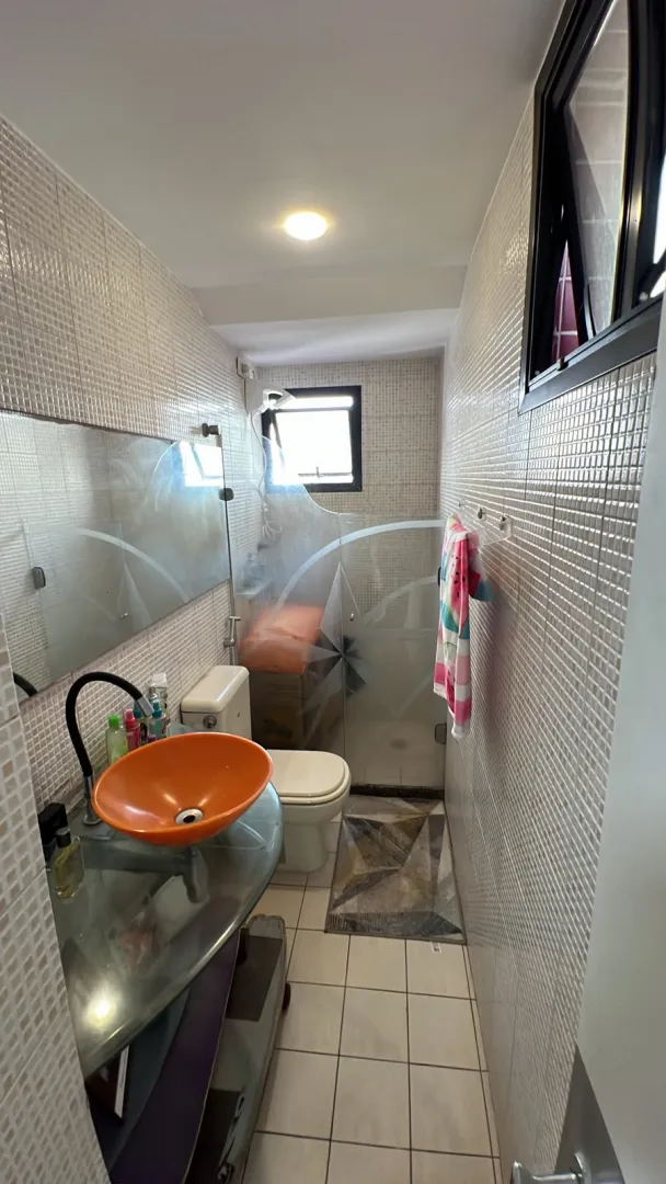 Apartamento com 125m&sup2; | 3 su&iacute;tes | Varanda | 2 vagas cobertas Rua Professor Augusto Lins e Silva Recife - 