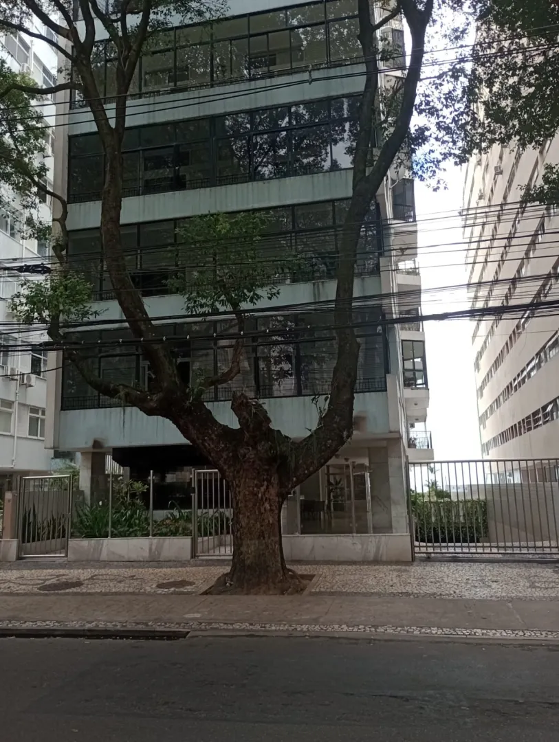 APARTAMENTO 4 QUARTOS DEPEND&Ecirc;NCIA VISTA MAR LIVRE GARAGENS &Agrave; VENDA CORREDOR DA VIT&Oacute;RIA! Avenida Sete de Setembro Salvador - 