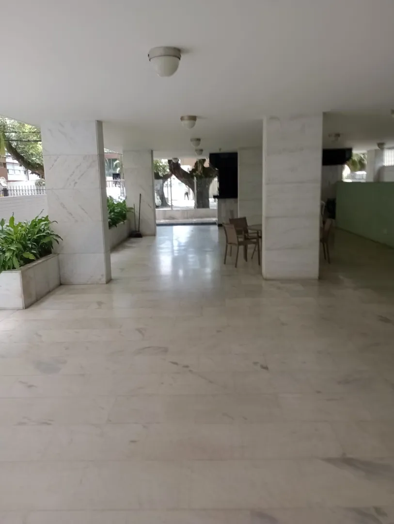 APARTAMENTO 4 QUARTOS DEPEND&Ecirc;NCIA VISTA MAR LIVRE GARAGENS &Agrave; VENDA CORREDOR DA VIT&Oacute;RIA! Avenida Sete de Setembro Salvador - 