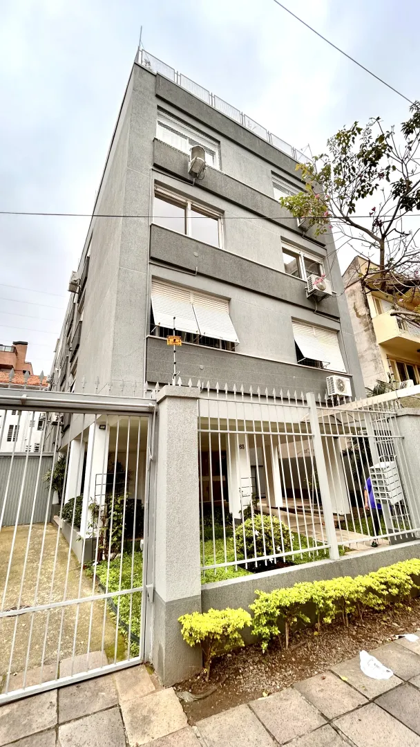 R$ 900.000 - AMPLO APARTAMENTO - DE FRENTE - 116M2 - 3 DORM - SU&Iacute;TE - 2 VAGAS Rua Cabral Porto Alegre - 