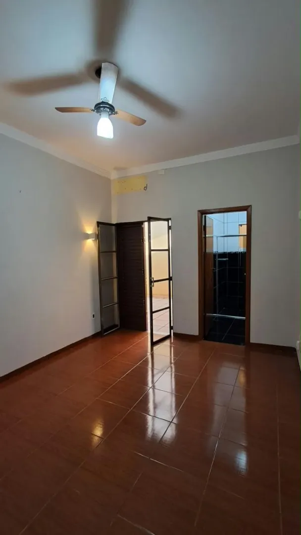 Casa Ampla na Ch&aacute;cara Peixe Rua Augusto Singulani Santa Cruz do Rio Pardo - 