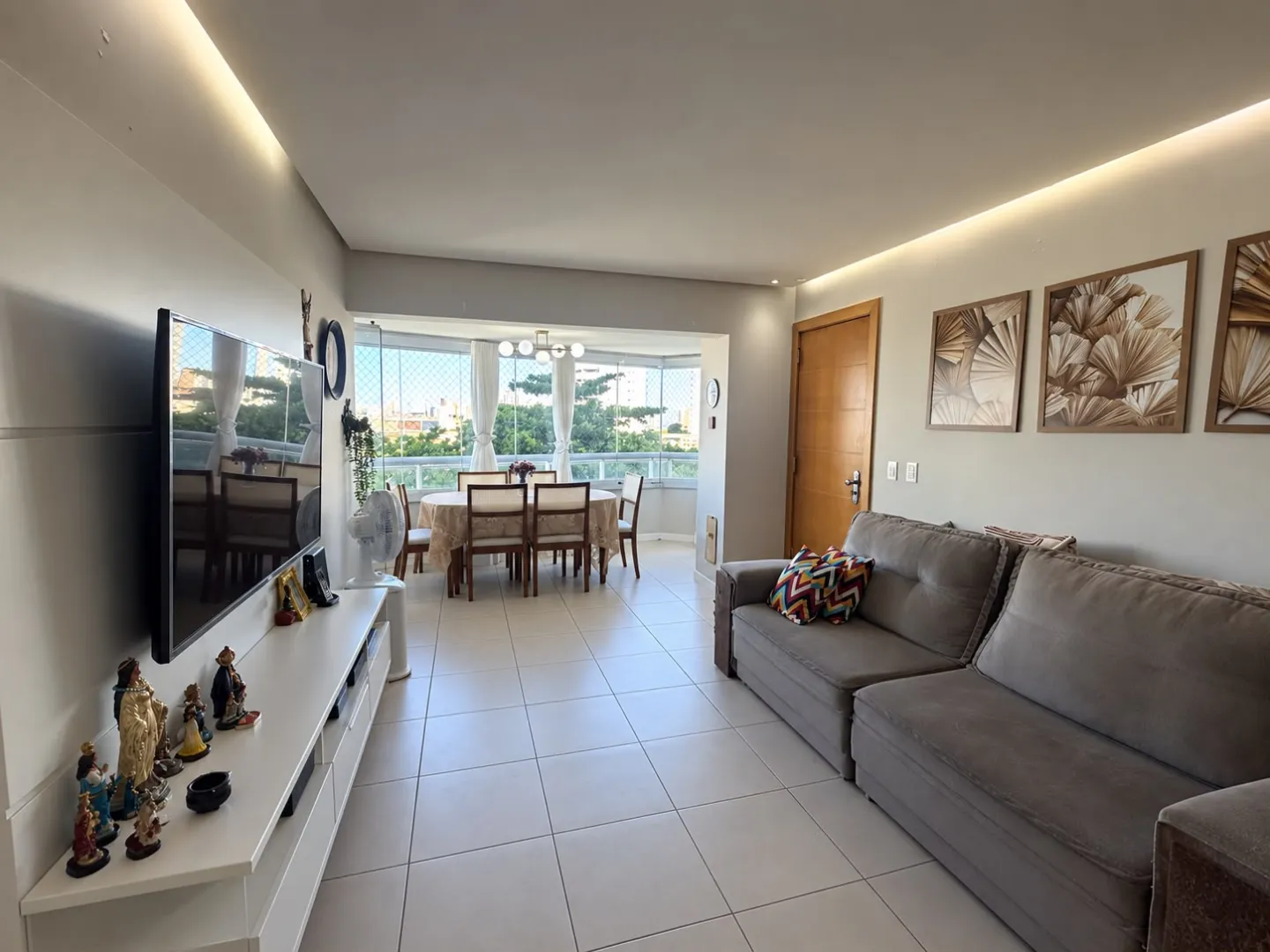 APARTAMENTO 3 QUARTOS SU&Iacute;TE VARANDAS PISCINA 2 GARAGENS ELEVADORES &Agrave; VENDA NA FEDERA&Ccedil;&Atilde;O! Rua Doutor Galdino de Magalhães Ribeiro Salvador - 