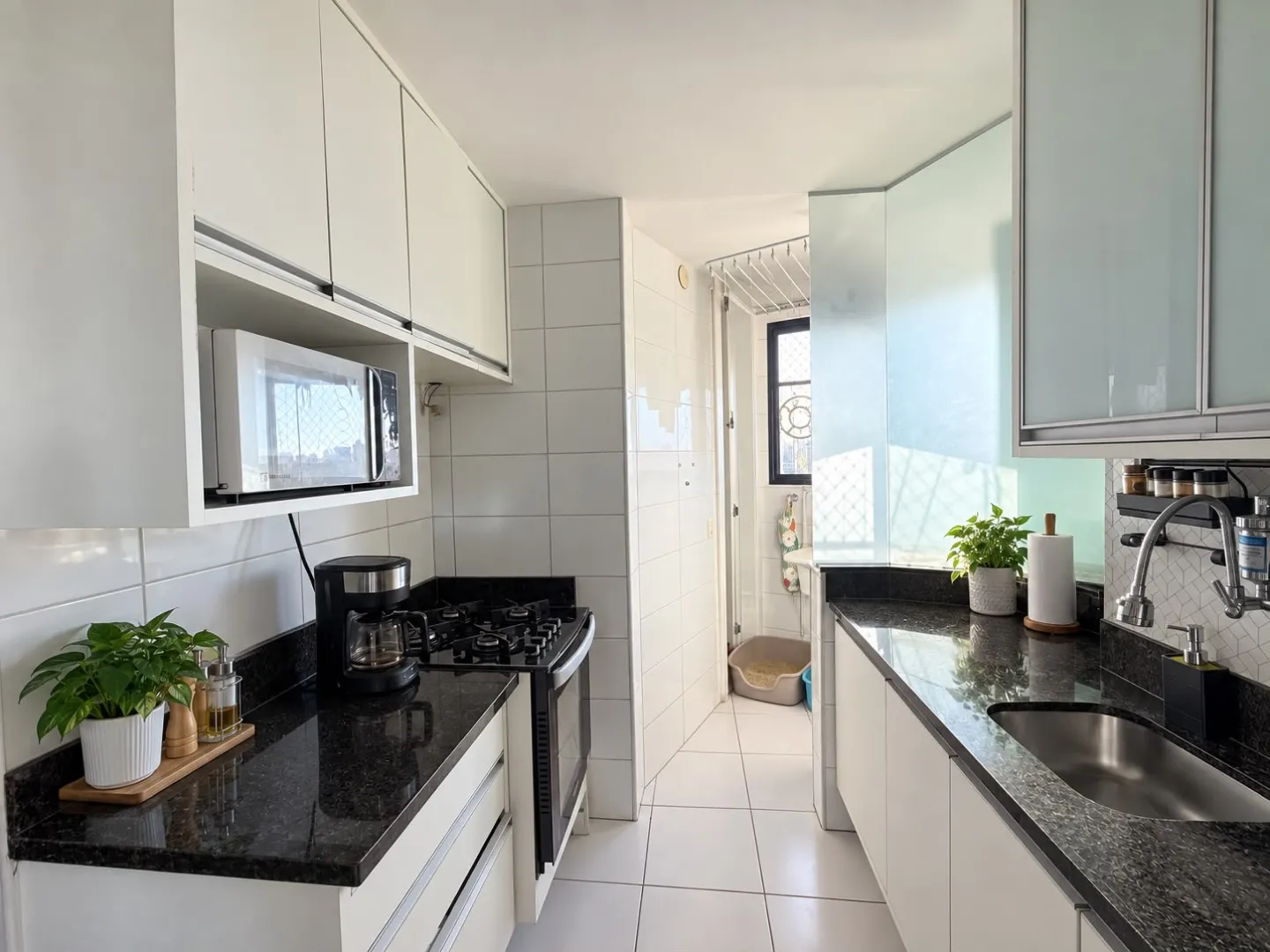 APARTAMENTO 3 QUARTOS SU&Iacute;TE VARANDAS PISCINA 2 GARAGENS ELEVADORES &Agrave; VENDA NA FEDERA&Ccedil;&Atilde;O! Rua Doutor Galdino de Magalhães Ribeiro Salvador - 
