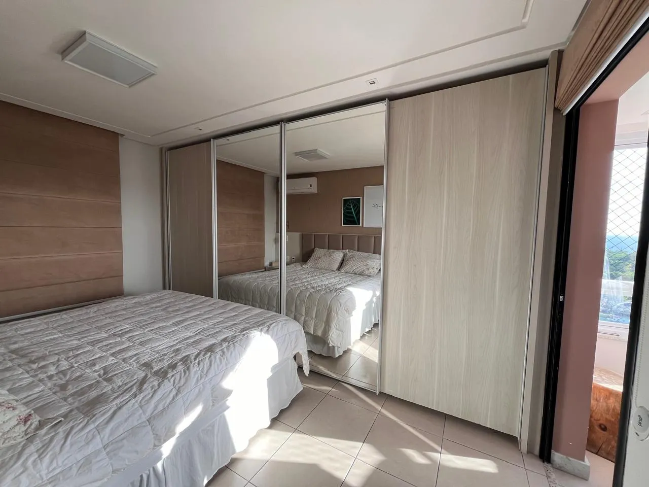 APARTAMENTO 3 QUARTOS SU&Iacute;TE VARANDAS PISCINA 2 GARAGENS ELEVADORES &Agrave; VENDA NA FEDERA&Ccedil;&Atilde;O! Rua Doutor Galdino de Magalhães Ribeiro Salvador - 