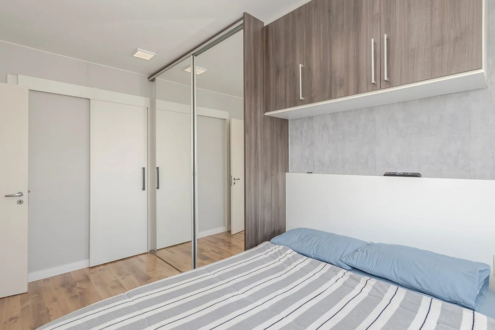 R$ 480.000 - UP LIFE - APARTAMENTO - 60M2 - 2 DORM - 1 VAGA - SACADA - VISTA - INFRA Rua Limoeiro Porto Alegre - 
