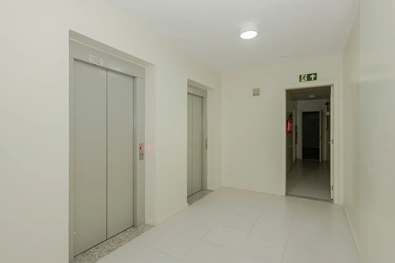 R$ 480.000 - UP LIFE - APARTAMENTO - 60M2 - 2 DORM - 1 VAGA - SACADA - VISTA - INFRA Rua Limoeiro Porto Alegre - 