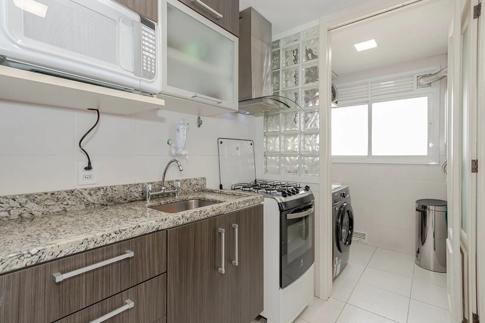 R$ 480.000 - UP LIFE - APARTAMENTO - 60M2 - 2 DORM - 1 VAGA - SACADA - VISTA - INFRA Rua Limoeiro Porto Alegre - 