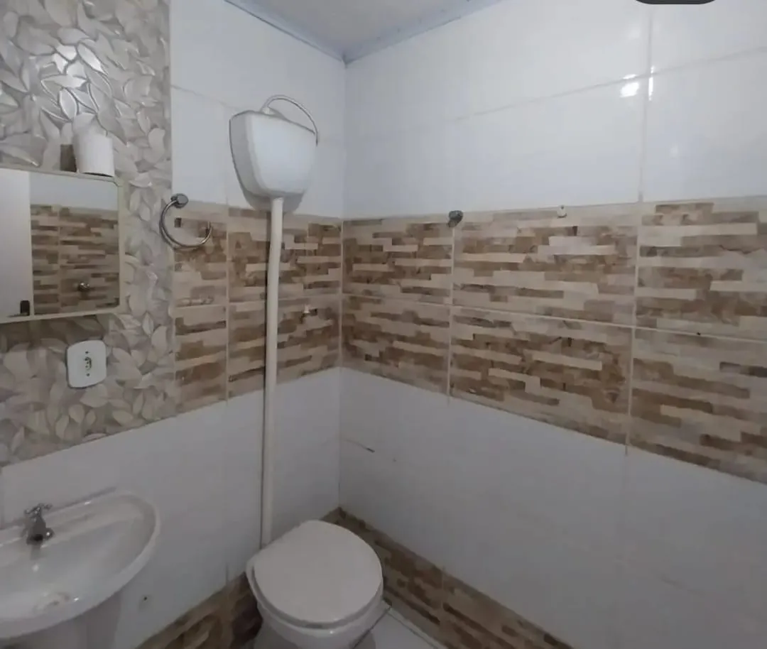 Ótima casa com piscina na Cohab em Guaratinguetá/SP — foto 8