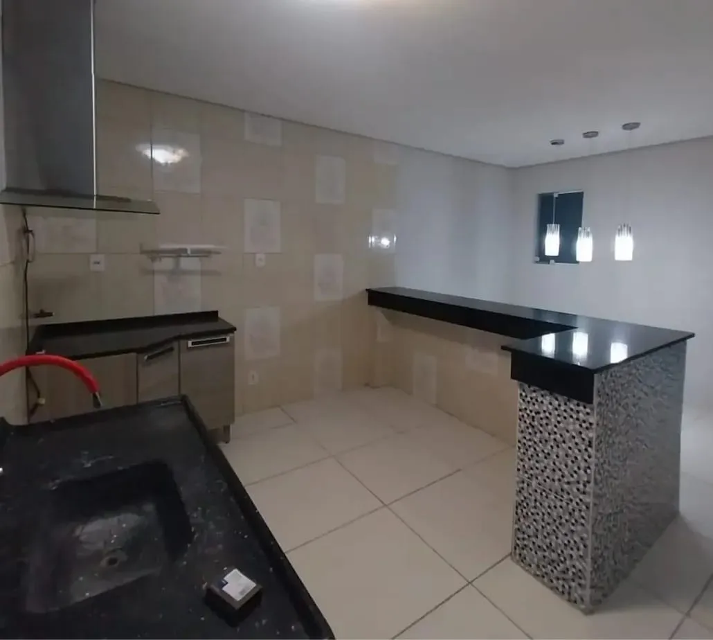 Ótima casa com piscina na Cohab em Guaratinguetá/SP — foto 3