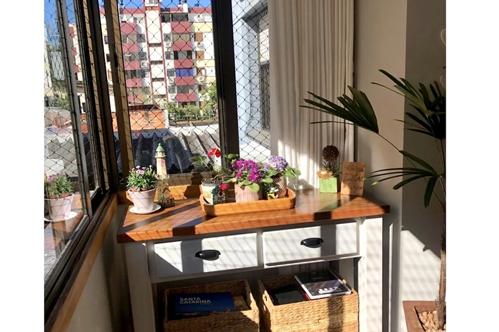 R$ 655.000 - APARTAMENTO - MOBILIADO - 70M2 - 2 DORM - 1 VAGA - INFRA Rua Atanásio Belmonte Porto Alegre - 
