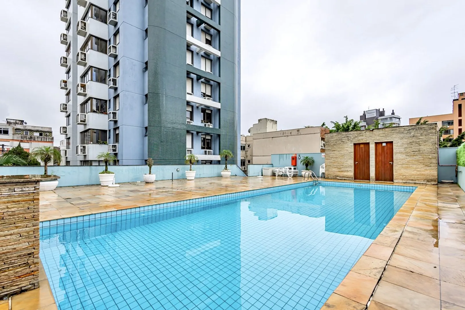R$ 655.000 - APARTAMENTO - MOBILIADO - 70M2 - 2 DORM - 1 VAGA - INFRA Rua Atanásio Belmonte Porto Alegre - 