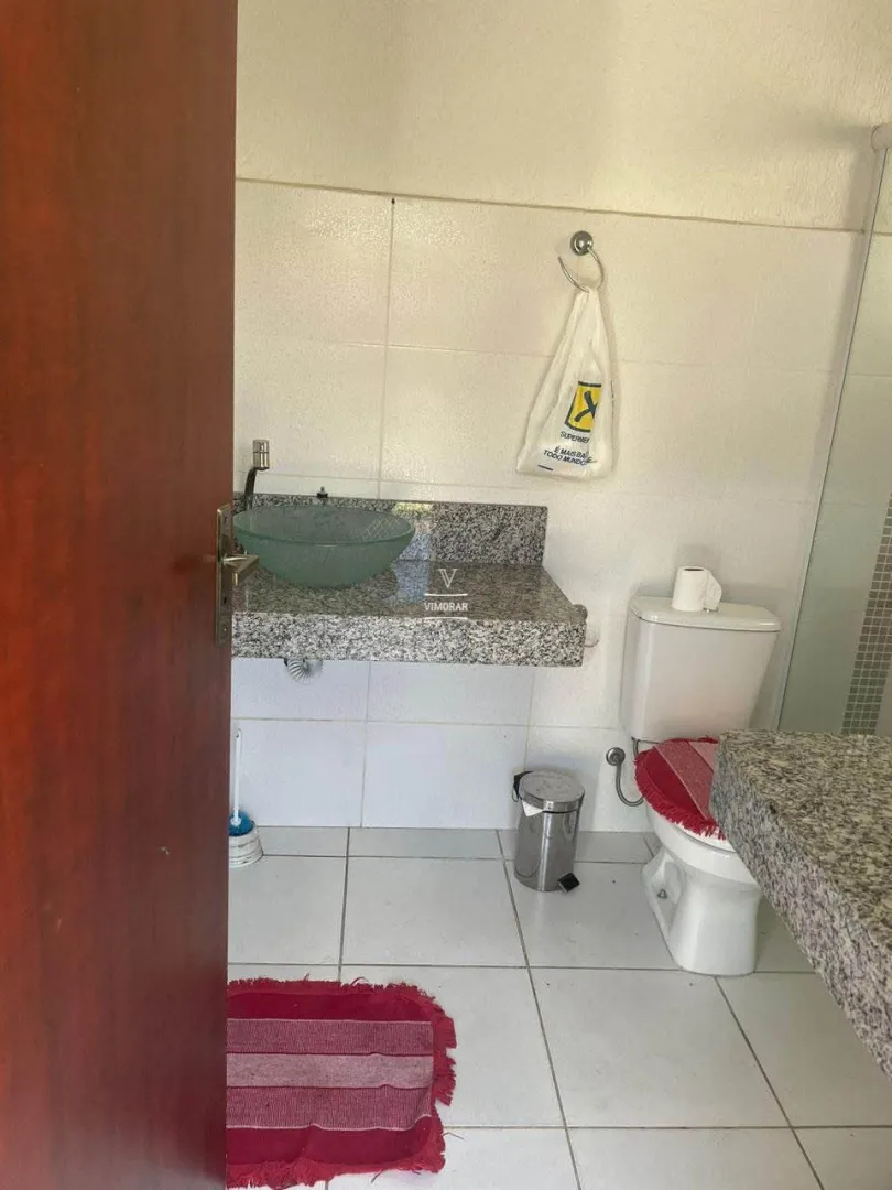 Casa em condom&iacute;nio fechado 3 dormit&oacute;rios sendo 1 su&iacute;te + 4 vagas de garagem  Arujá - 