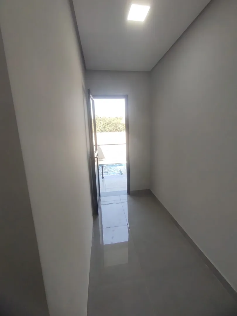 Casa em condom&iacute;nio 3 su&iacute;tes + 6 vagas de garagem  Arujá - 
