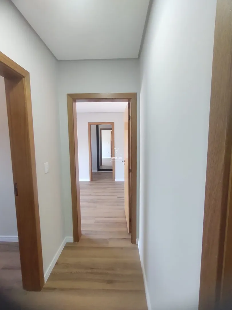 Casa em condom&iacute;nio 3 su&iacute;tes + 6 vagas de garagem  Arujá - 