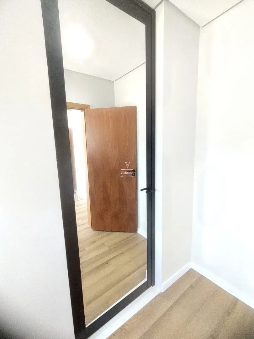 Casa em condom&iacute;nio 3 su&iacute;tes + 6 vagas de garagem  Arujá - 