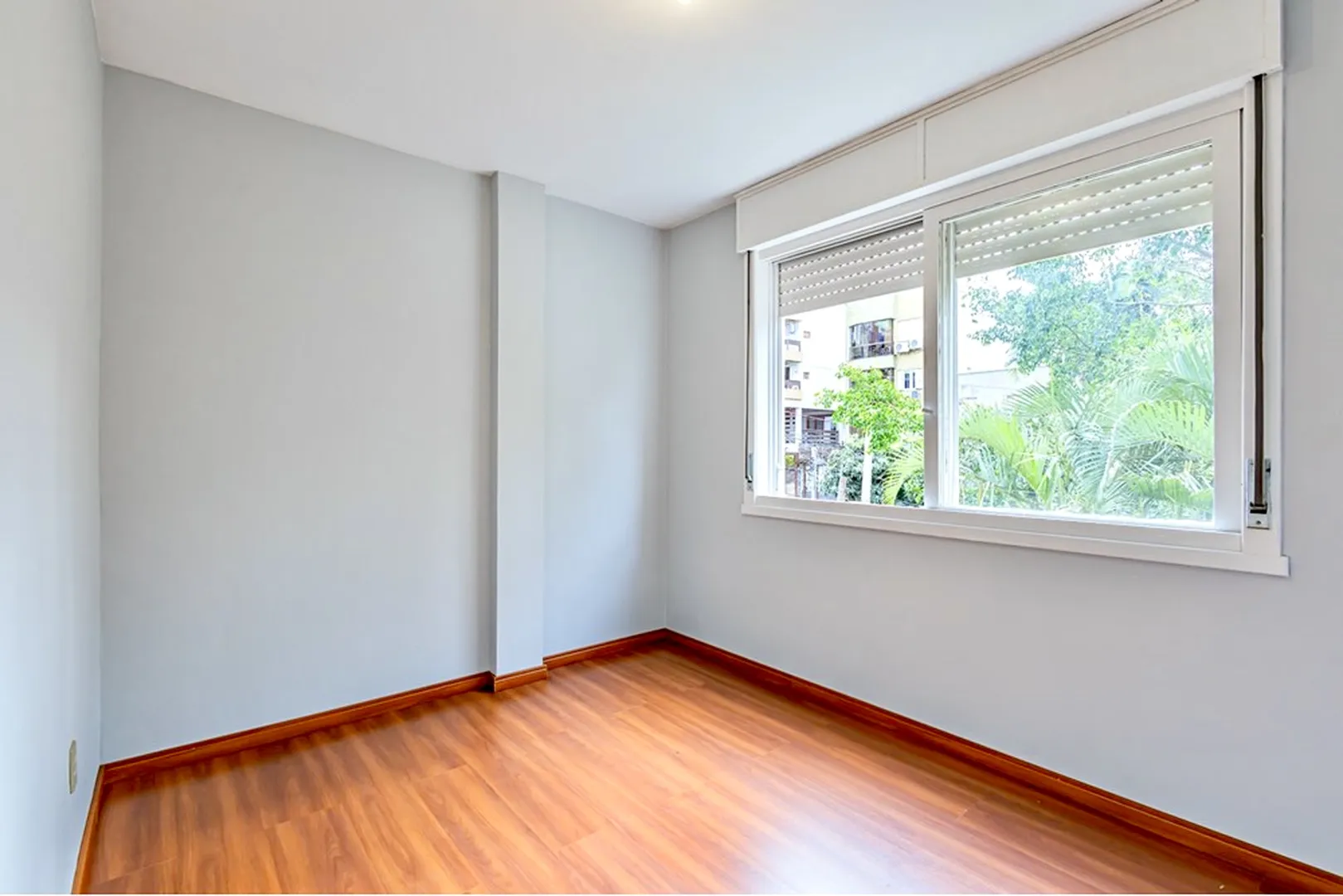 R$ 475.000 - APARTAMENTO - 75M2 - 2 DORM - DEPEND&Ecirc;NCIA - 1 VAGA Rua Coronel Feijó Porto Alegre - 