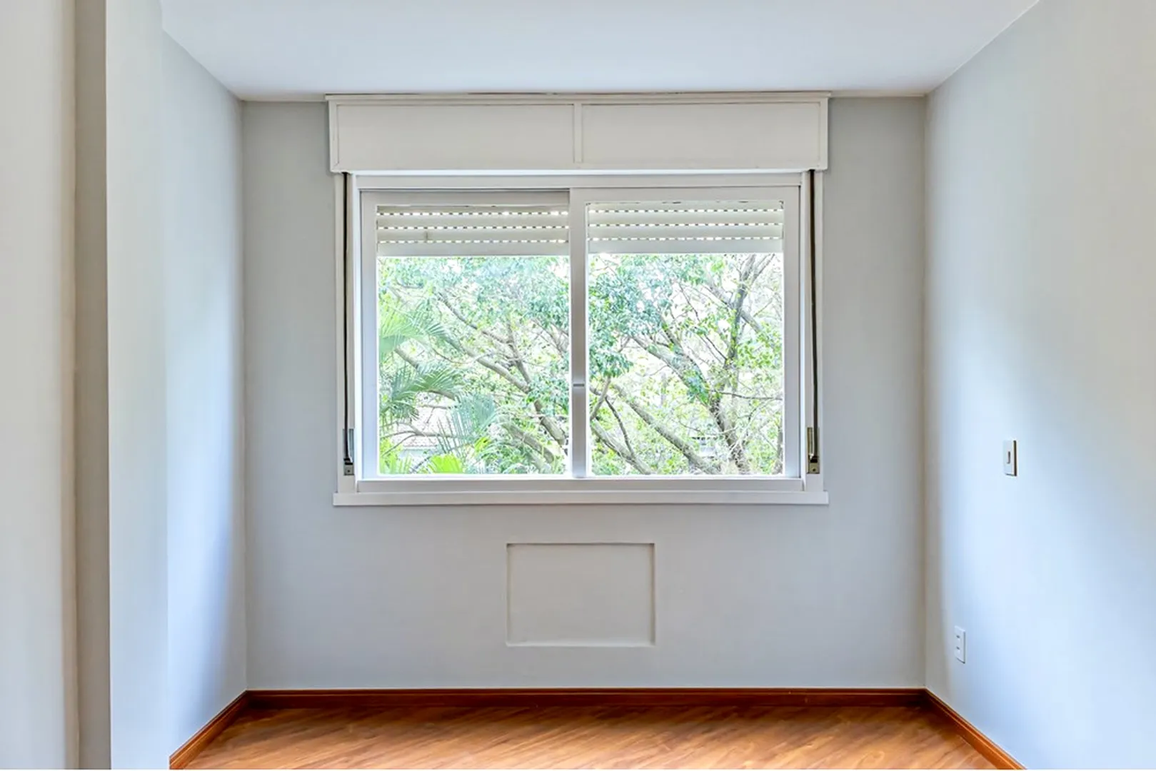 R$ 475.000 - APARTAMENTO - 75M2 - 2 DORM - DEPEND&Ecirc;NCIA - 1 VAGA Rua Coronel Feijó Porto Alegre - 