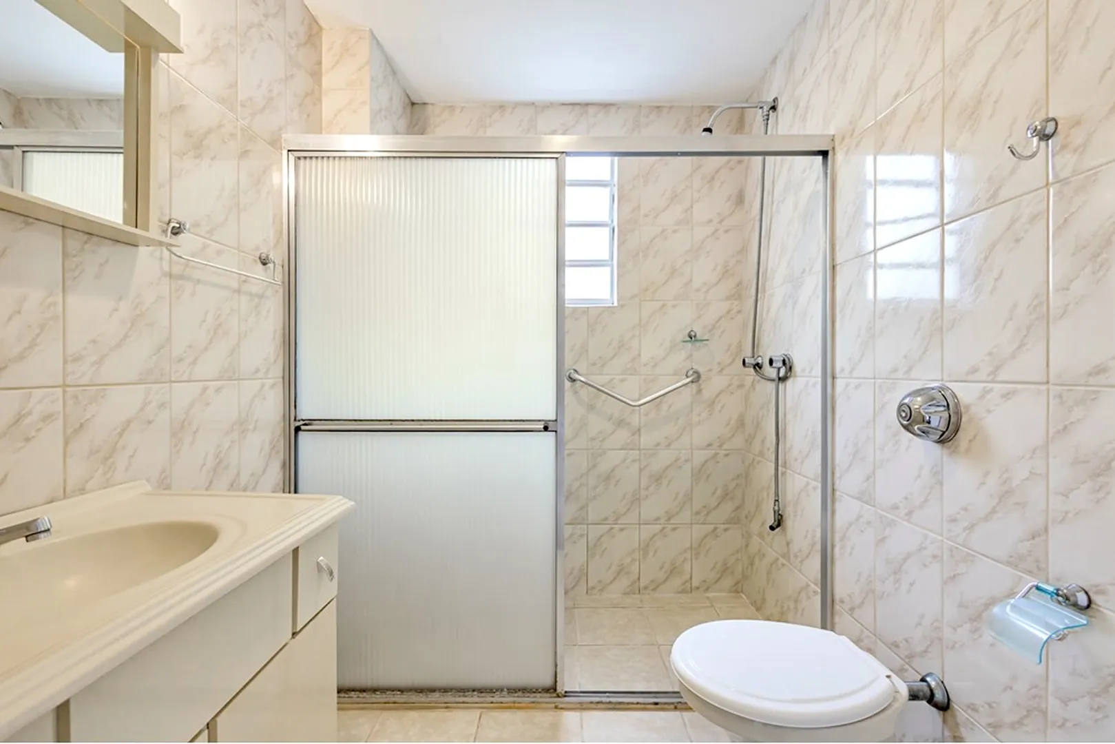 R$ 475.000 - APARTAMENTO - 75M2 - 2 DORM - DEPEND&Ecirc;NCIA - 1 VAGA Rua Coronel Feijó Porto Alegre - 