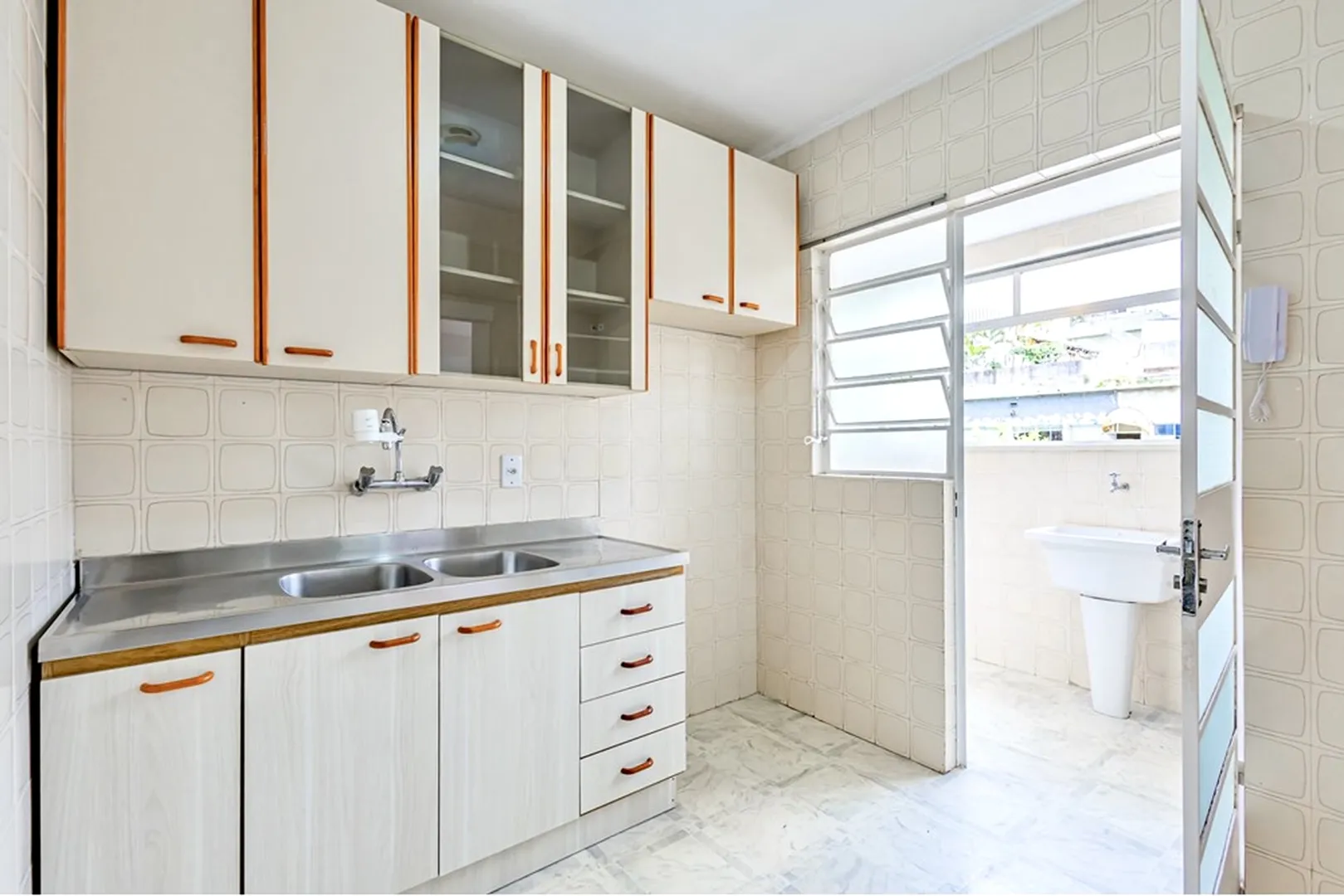 R$ 475.000 - APARTAMENTO - 75M2 - 2 DORM - DEPEND&Ecirc;NCIA - 1 VAGA Rua Coronel Feijó Porto Alegre - 