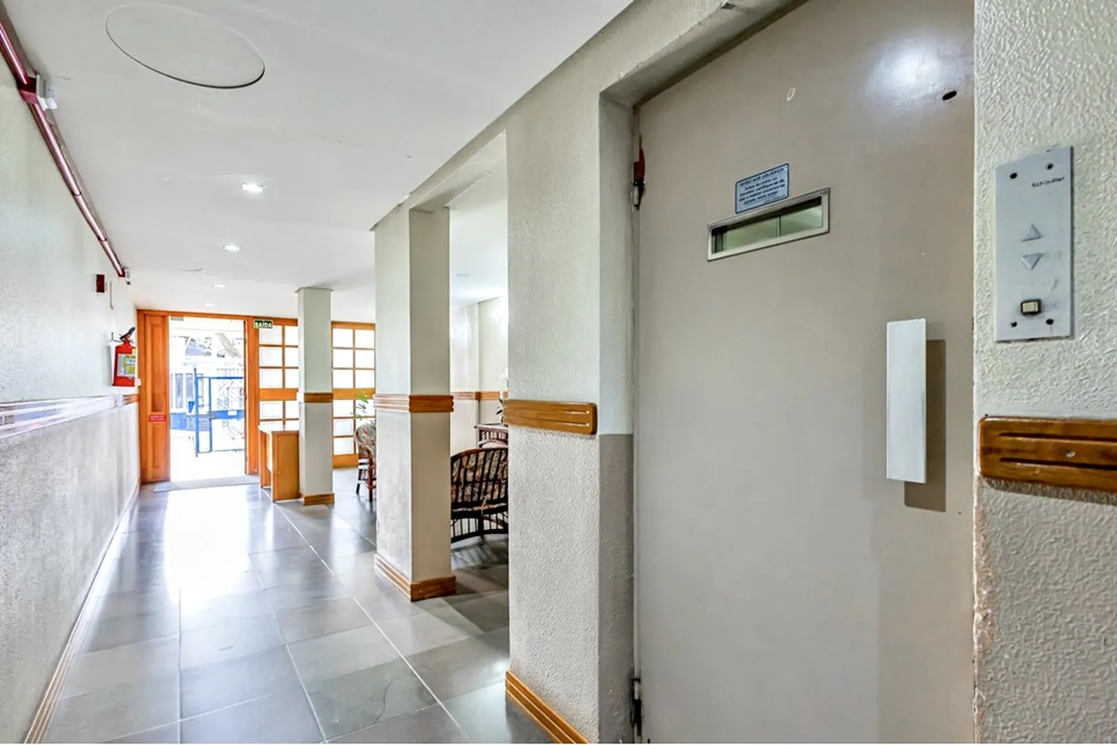 R$ 475.000 - APARTAMENTO - 75M2 - 2 DORM - DEPEND&Ecirc;NCIA - 1 VAGA Rua Coronel Feijó Porto Alegre - 