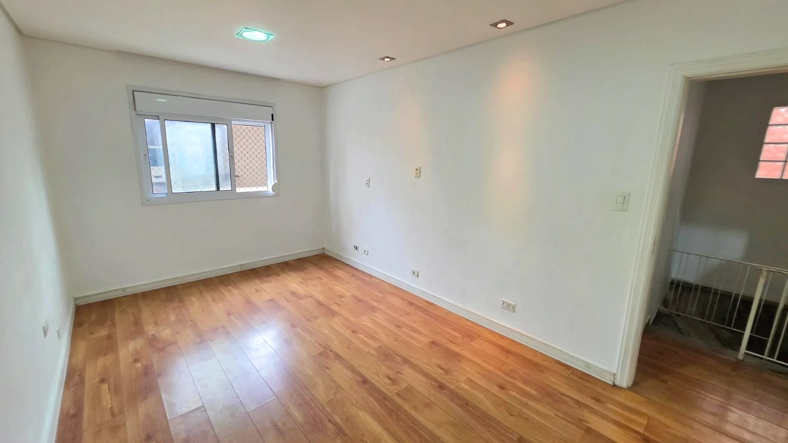 Casa t&eacute;rrea 3 dormit&oacute;rios com su&iacute;te - Santa Terezinha, SBC  São Bernardo do Campo - 