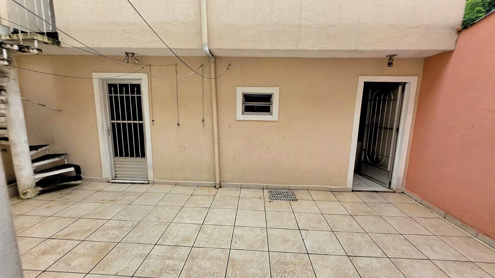 Casa t&eacute;rrea 3 dormit&oacute;rios com su&iacute;te - Santa Terezinha, SBC  São Bernardo do Campo - 