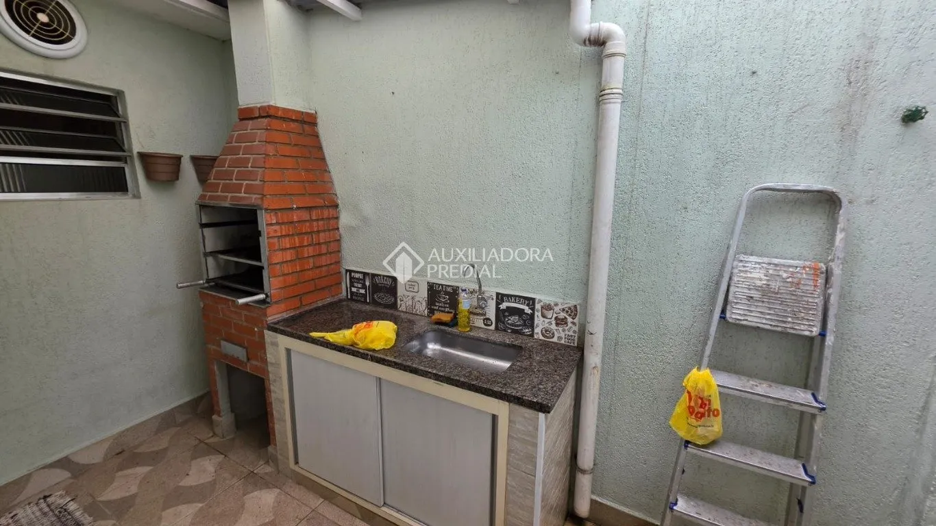 CASA T&Eacute;RREA - 3 DORMIT&Oacute;RIOS - 1 SU&Iacute;TE - 3 VAGAS - VILA MUSSOLINI - S&Atilde;O BERNARDO DO CAMPO  São Bernardo do Campo - 