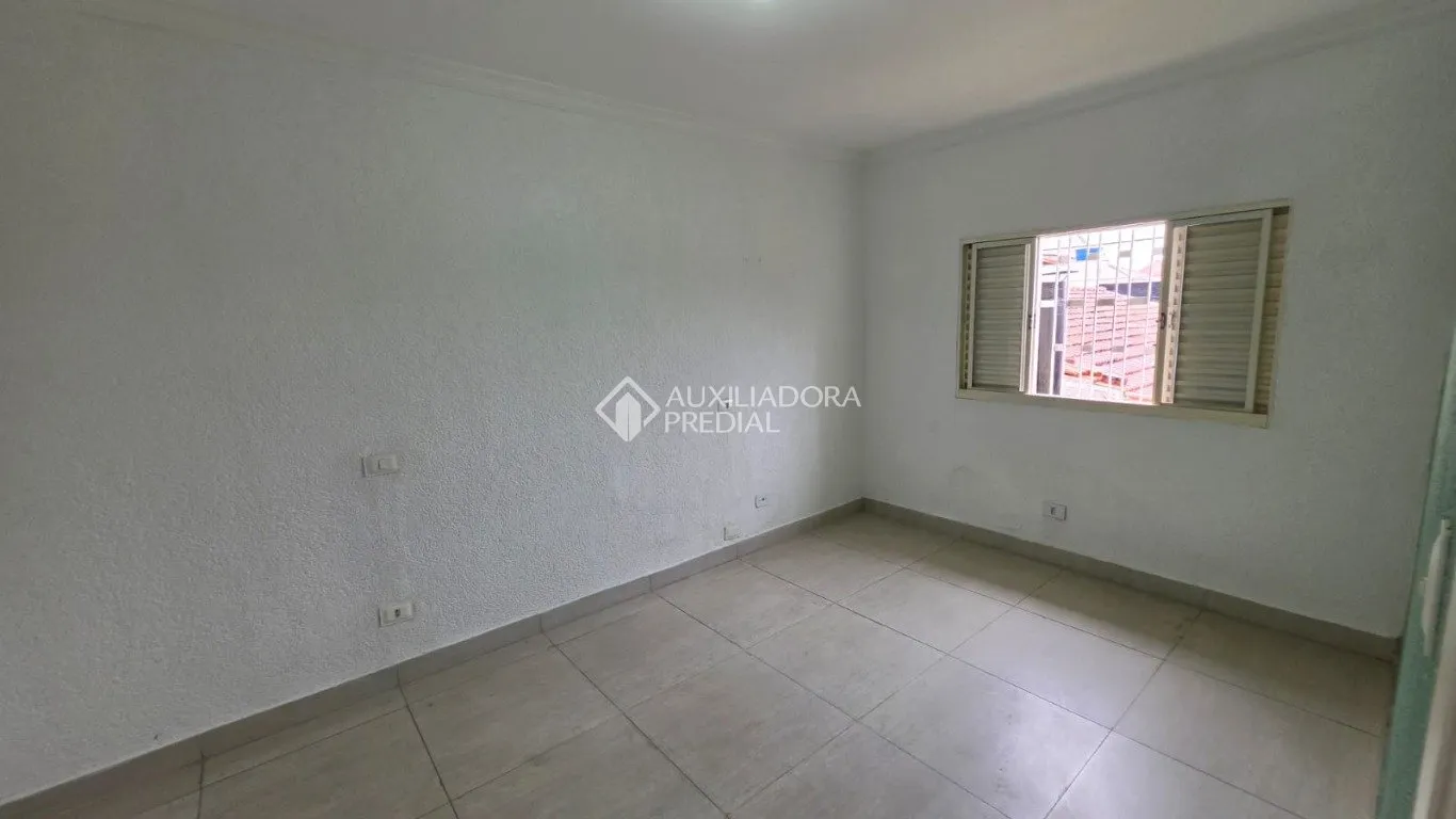 CASA T&Eacute;RREA - 3 DORMIT&Oacute;RIOS - 1 SU&Iacute;TE - 3 VAGAS - VILA MUSSOLINI - S&Atilde;O BERNARDO DO CAMPO  São Bernardo do Campo - 