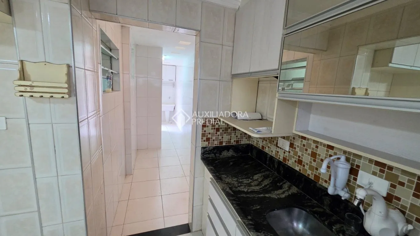 CASA T&Eacute;RREA - 3 DORMIT&Oacute;RIOS - 1 SU&Iacute;TE - 3 VAGAS - VILA MUSSOLINI - S&Atilde;O BERNARDO DO CAMPO  São Bernardo do Campo - 