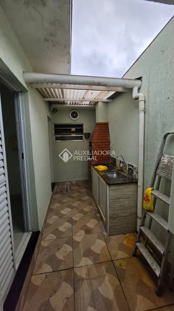 CASA T&Eacute;RREA - 3 DORMIT&Oacute;RIOS - 1 SU&Iacute;TE - 3 VAGAS - VILA MUSSOLINI - S&Atilde;O BERNARDO DO CAMPO  São Bernardo do Campo - 