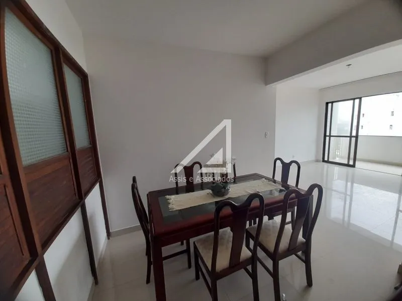 APARTAMENTO 3 QUARTOS SU&Iacute;TE ANDAR ALTO VISTA MAR GARAGEM QUADRA ELEVADOR &Agrave; VENDA NA BARRA! Rua Doutor José Serafim Salvador - 
