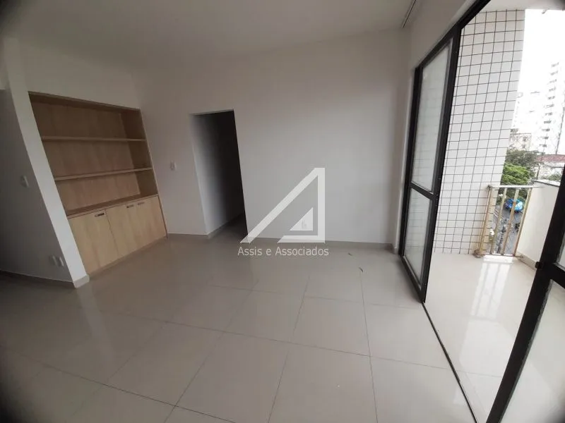 APARTAMENTO 3 QUARTOS SU&Iacute;TE ANDAR ALTO VISTA MAR GARAGEM QUADRA ELEVADOR &Agrave; VENDA NA BARRA! Rua Doutor José Serafim Salvador - 