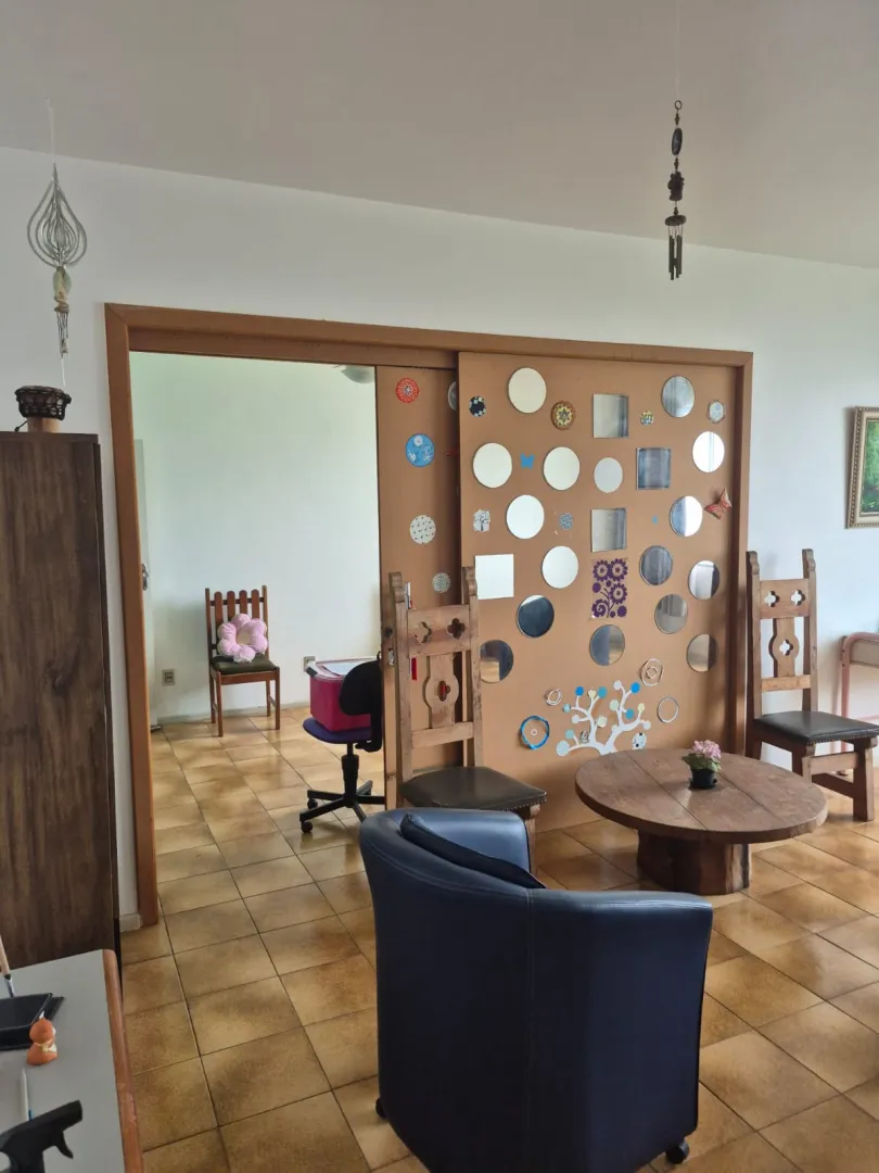 APARTAMENTO 3 QUARTOS SU&Iacute;TE DEPEND&Ecirc;NCIA GARAGEM ELEVADOR &Agrave; VENDA NA GRA&Ccedil;A Rua Professor Martagão Gesteira Salvador - 