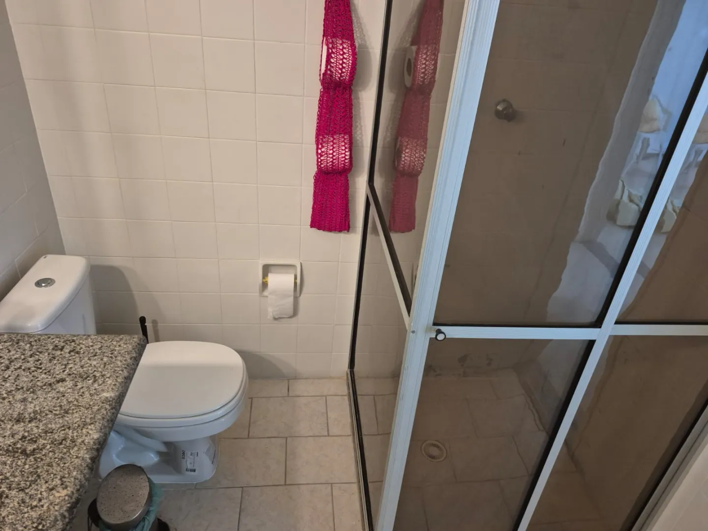 APARTAMENTO 3 QUARTOS SU&Iacute;TE DEPEND&Ecirc;NCIA GARAGEM ELEVADOR &Agrave; VENDA NA GRA&Ccedil;A Rua Professor Martagão Gesteira Salvador - 